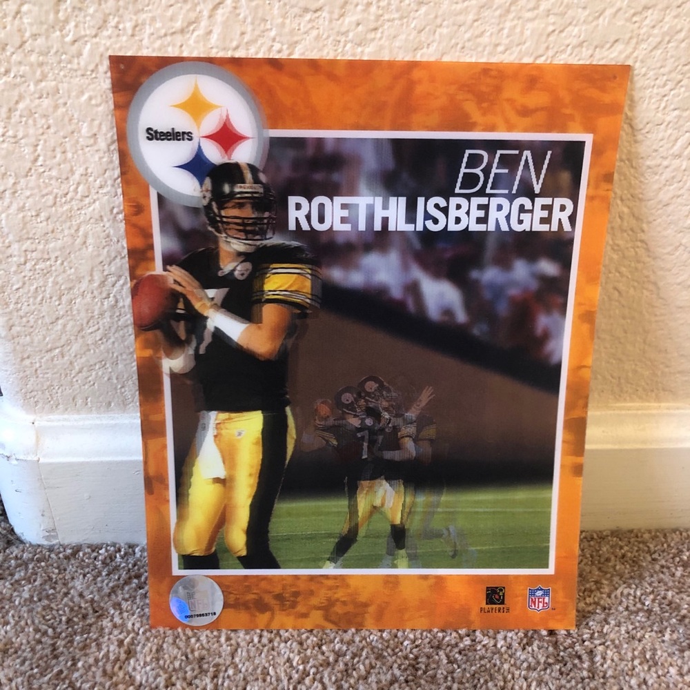 Holographic NFL Photo